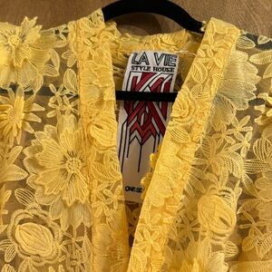 La Vie Style House Yellow 3D Lace Caftan/ Wrap Dress/ Robe New
